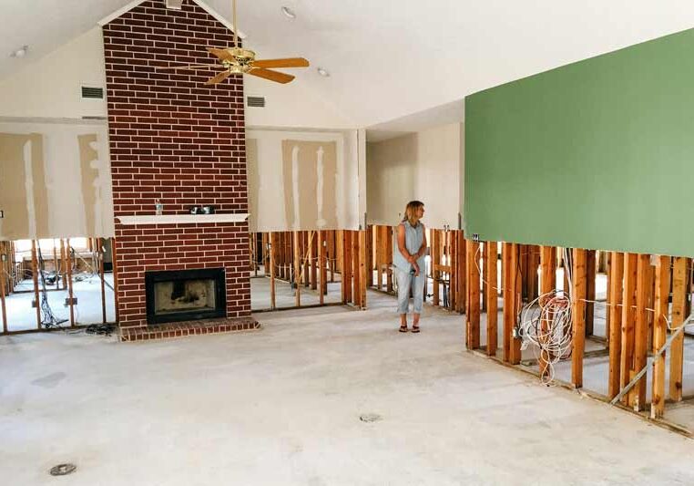 0e6756415_1510939299_blog-local-returning-home-after-harvey-promo-800px